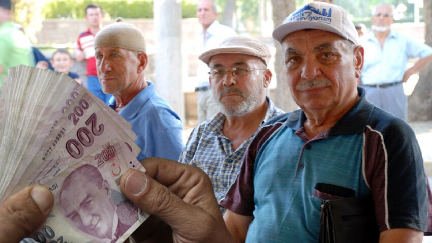 Yeni emekli maaşları zaman yatacak? İşte SSK ve Bağ-Kur emeklisi için ek zamlı kalem kalem hesaplama