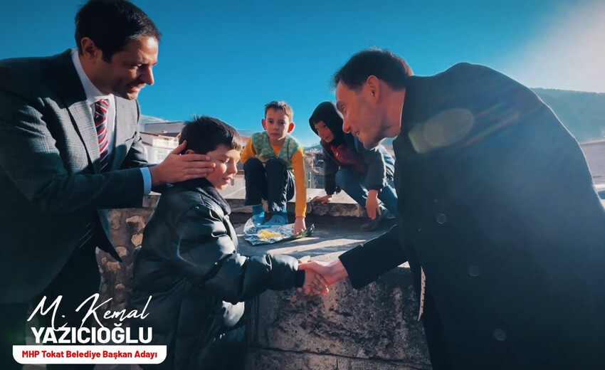 MHP’nin Tokat adayı ‘Efsane Vali’nin oğlundan seçim klibi: Biz babadan böyle gördük MHP’nin Tokat adayı ‘Efsane Vali’nin oğlundan seçim klibi: Biz babadan böyle gördük