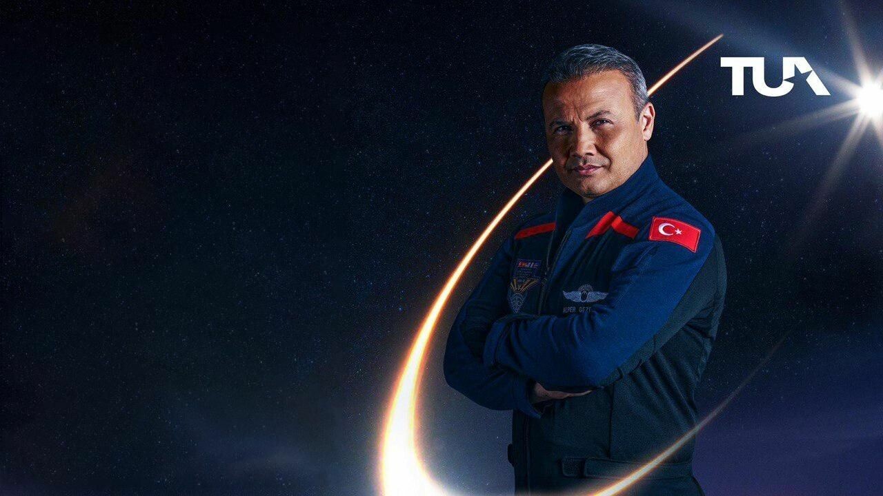 Fezada ilk Türk, bir hasret sona eriyor... Alper Gezeravcı bu gece uzay yolcusu