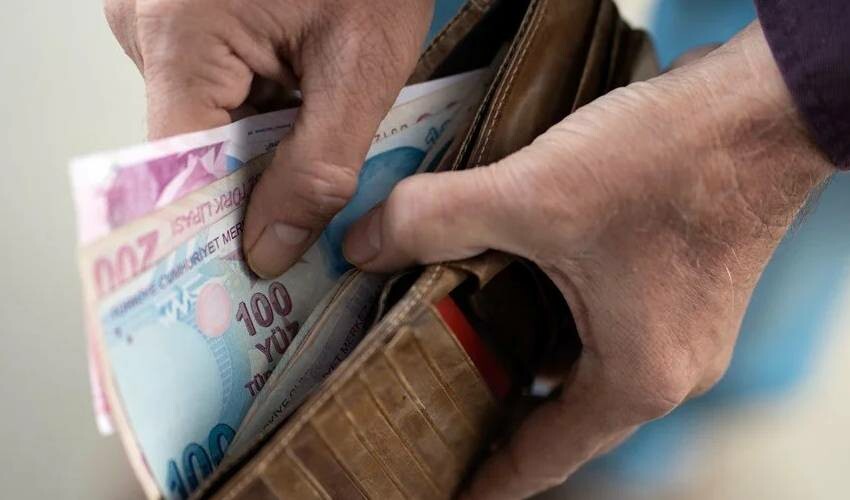 4A-4B- 4C emeklileri dikkat! Cumhurbaşkanı ilave zammı açıkladı, bankalar coştu… 9 bin TL ek zam ödenecek