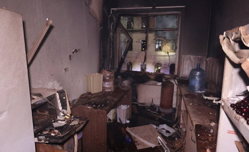 Rusya Harkov'da sivillerin evlerini vurdu, 17 kişi yaralandı Rusya Harkov'da sivillerin evlerini vurdu, 17 kişi yaralandı