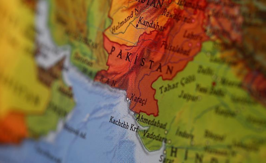 İran'ın saldırısı son noktayı koydu: Pakistan Tahran Büyükelçisi'ni geri çağırdı İran'ın saldırısı son noktayı koydu: Pakistan Tahran Büyükelçisi'ni geri çağırdı