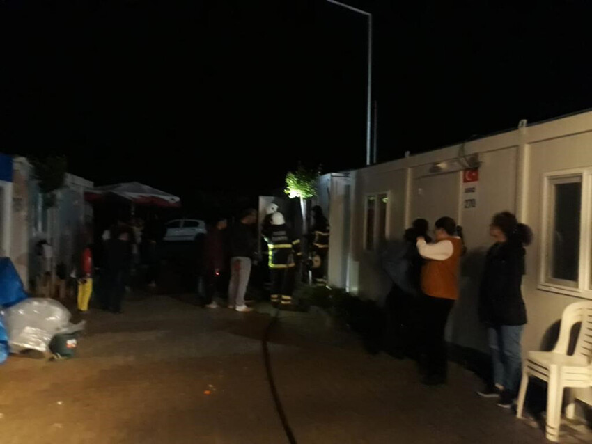Depremin yıktığı Hatay'da son bir haftada 3 konteyner yangını