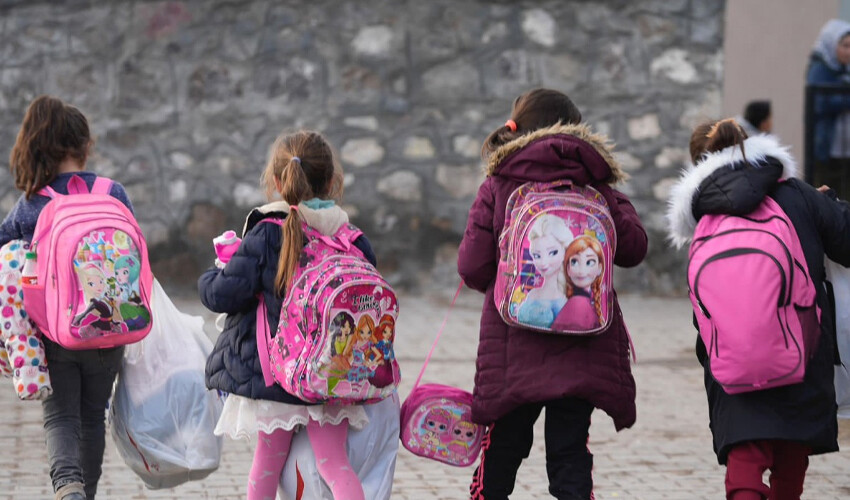 Minik yürekleri Deniz Feneri ısıtıyor