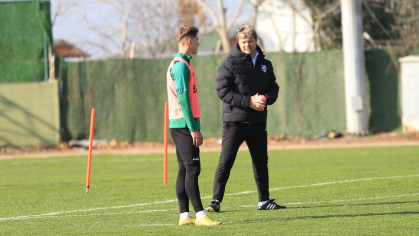 Kocaelispor tarihinin en pahalı transferi Ramil Sheydayev oldu Kocaelispor tarihinin en pahalı transferi Ramil Sheydayev oldu