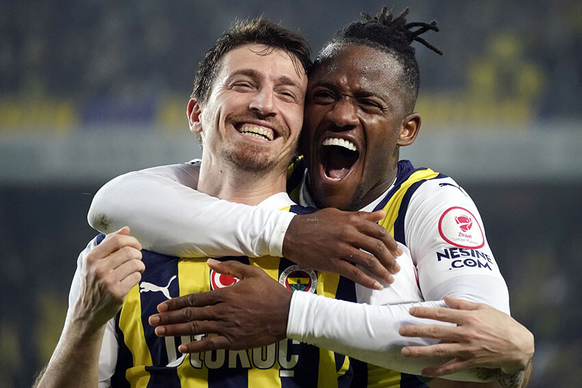 Kadıköy'de Batsman şov! Fenerbahçe evinde Adanaspor'u dağıttı, kupada 16'ya kaldı