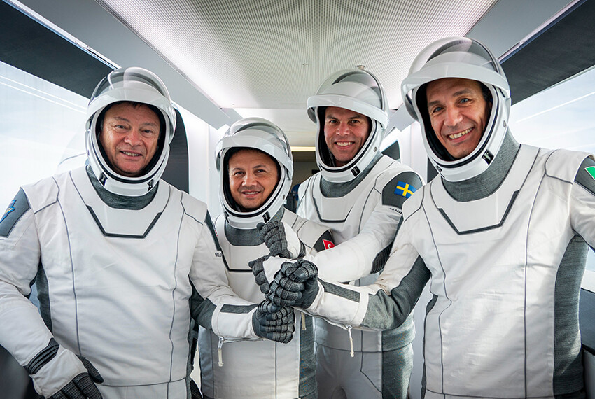 Bu gurur Türkiye'nin! Alper Gezeravcı uzaya çıkan ilk Türk olarak tarihe geçti Bu gurur Türkiye'nin! Alper Gezeravcı uzaya çıkan ilk Türk olarak tarihe geçti