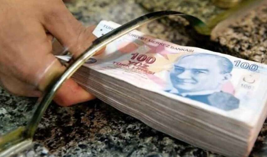 PTT’den sürpriz ödeme! Adınıza 4.500 TL yatırıyorlar, hemen kontrol edin