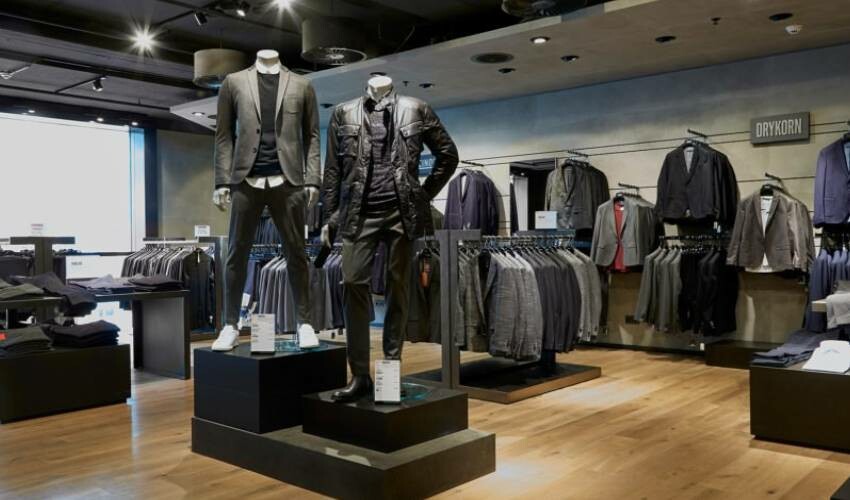 50 yıllık giyim markası iflas etti! 12 mağazası apar topar kapatıldı… Yüzlerce çalışanı işsiz kaldı 50 yıllık giyim markası iflas etti! 12 mağazası apar topar kapatıldı… Yüzlerce çalışanı işsiz kaldı