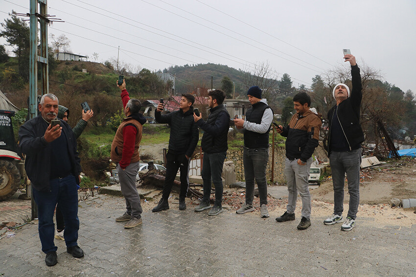 Görüntüler film sahnesinden değil, gerçek! Depremzede Hatay bir 'Alo' kelimesine hasret