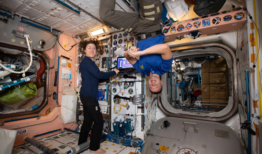 Ax-3 astronotlarının uzay istasyonuna varmasıyla 'dünya mozaiği' oluşacak