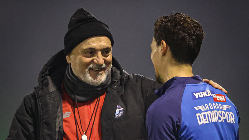 Hikmet Karaman Adana Demirspor'a dün imzayı attı bugün ilk antrenmanına çıktı Hikmet Karaman Adana Demirspor'a dün imzayı attı bugün ilk antrenmanına çıktı