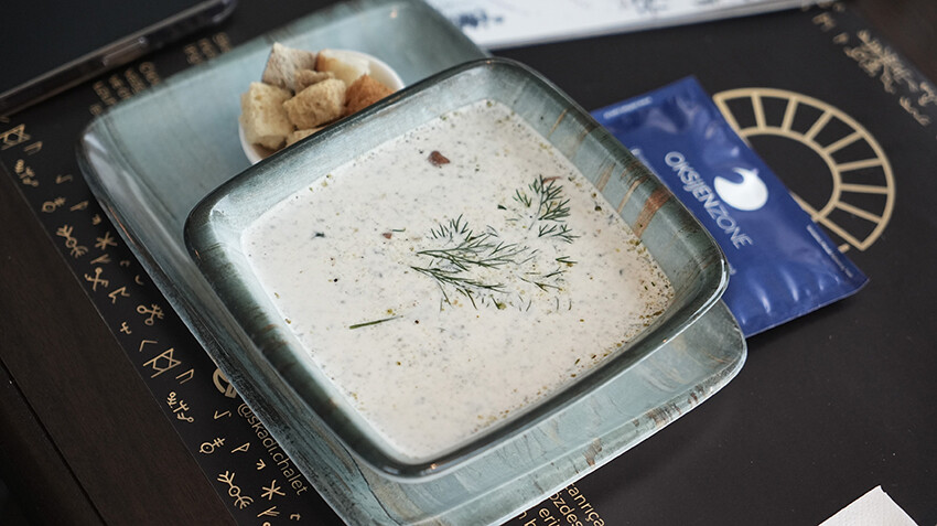 Uludağ'daki 500 TL'lik çorba gündem oldu: Şef, çorbanın tarifini otel sahibine bile söylemiyor