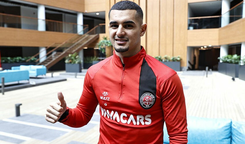 Galatasaray'ın yeni sol bek adayı belli oldu! Halil Dervişoğlu - Kazımcan Karataş + 2 milyon euro Galatasaray'ın yeni sol bek adayı belli oldu! Halil Dervişoğlu - Kazımcan Karataş + 2 milyon euro