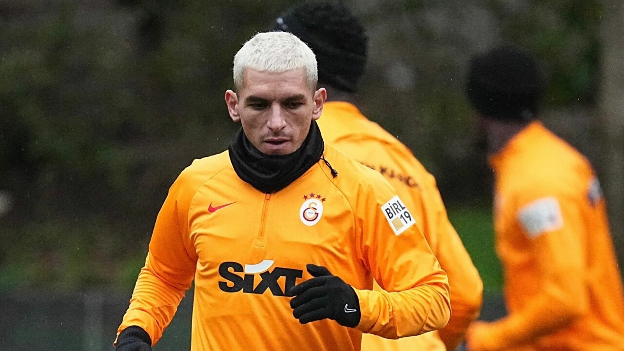 GÜNCEL || Galatasaray transfer iddiaları! İşte Galatasaray’ın transfer listesi