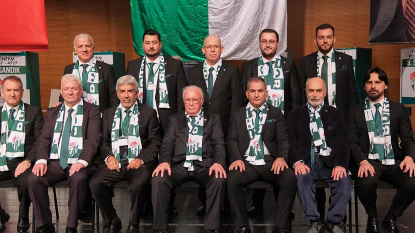Bursaspor'un 32. başkanı Sinan Bür oldu