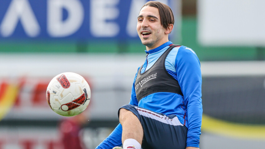 Abdülkadir Ömür'ün yeni takımı belli oluyor; milli yıldız için sürpriz transfer iddiası