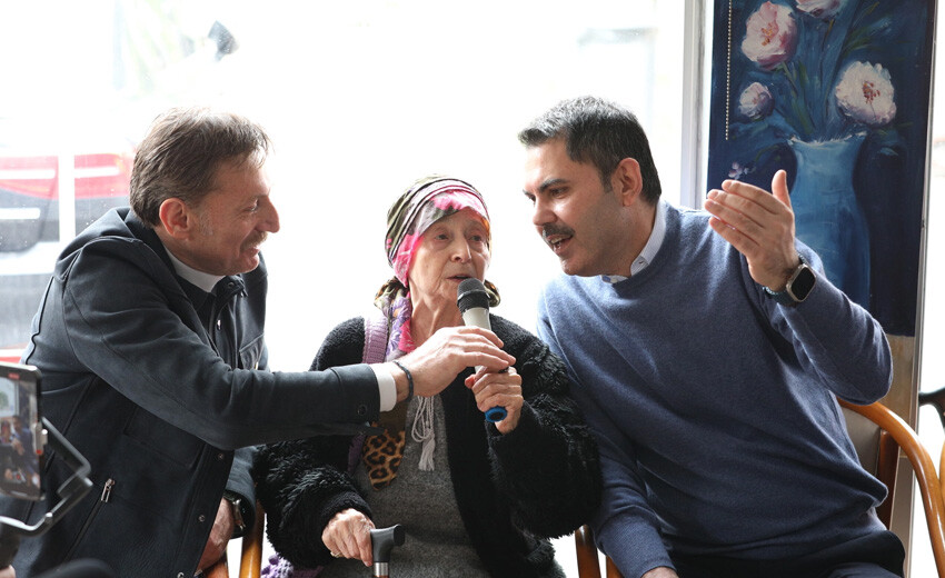 Murat Kurum yaşlılara 'yaşam merkezi' sözü verdi, renkli anlar kameraya yansıdı