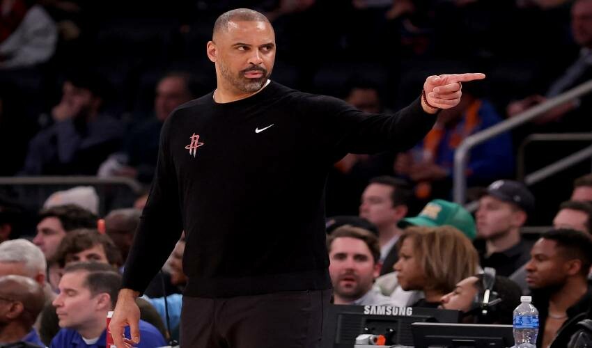 Alperen Şengün kariyer rekorunu egale etti! NBA’de bir ilke imza attı