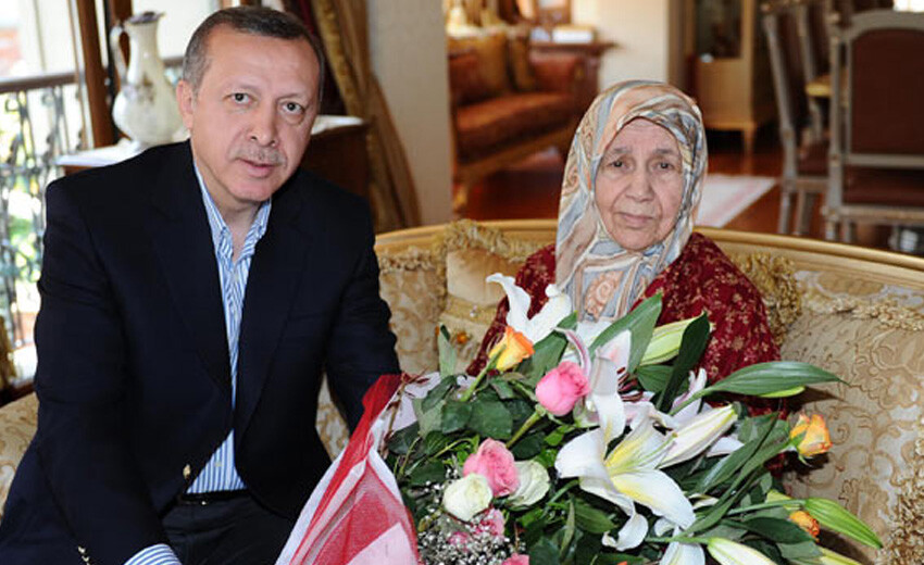 Adem Metan açıkladı: Cumhurbaşkanı Erdoğan'ın yerli üretilen dolma kalemle duygulandıran anısı