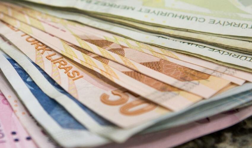 Milyonlarca öğrenci bu haberle bayram edecek! Takdir ve teşekkür alana 10 bin TL verilecek