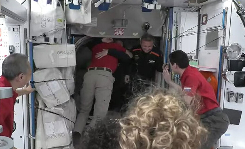 Alper Gezeravcı, uzaydan ilk bağlantısını Cumhurbaşkanı Erdoğan’la yaptı