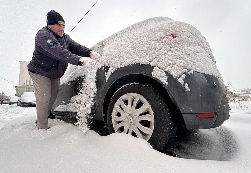 Bir uyarı da Bakan Özhaseki'den geldi, kuvvetli kar geliyor! İşte Meteoroloji'nin son tahminleri...
