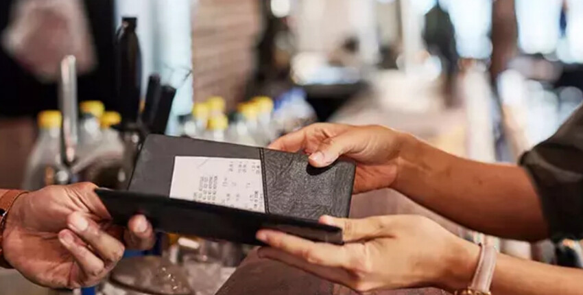 Esnafın kabusu oldular! Dolandırıcıların son yöntemi pes dedirtti Esnafın kabusu oldular! Dolandırıcıların son yöntemi pes dedirtti