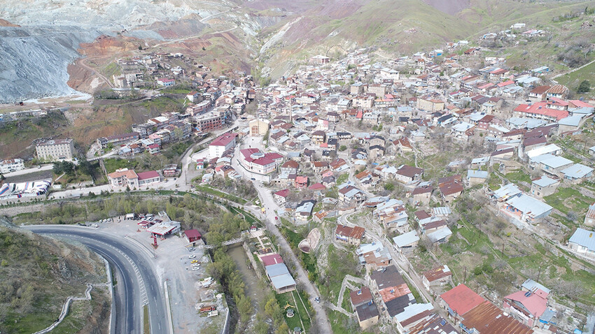 Elazığ'da maden ocağında patlama! Yaralılar var Elazığ'da maden ocağında patlama! Yaralılar var