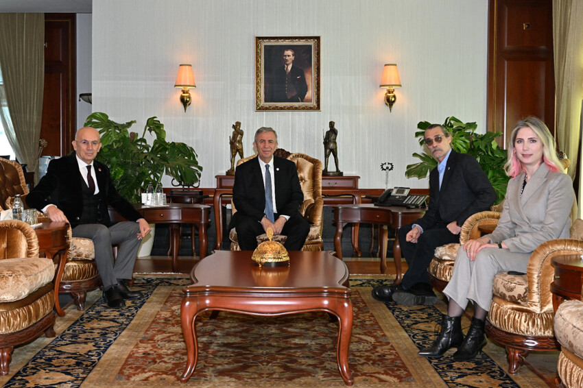 Gerilim iddialarının ardından ilk: 'Behzat Ç.'den Mansur Yavaş'a ziyaret Gerilim iddialarının ardından ilk: 'Behzat Ç.'den Mansur Yavaş'a ziyaret