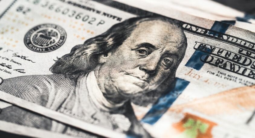 Dolar 37 olur mu? Merkez Bankası 2024 yıl sonu tahmini ne oldu? Ekonomistlerin güncel 2024 dolar yorumu ne?