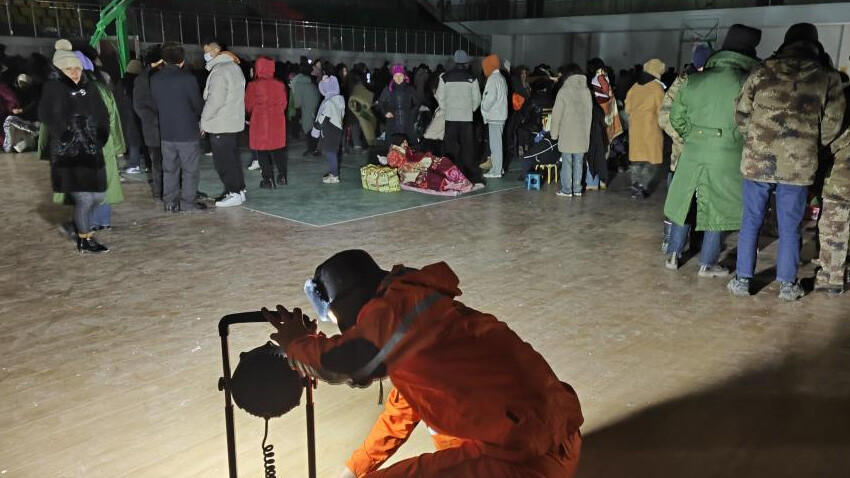 Kırgızistan-Çin sınırında 7.1 şiddetindeki depremde ölü ve yaralı sayısı netleşiyor