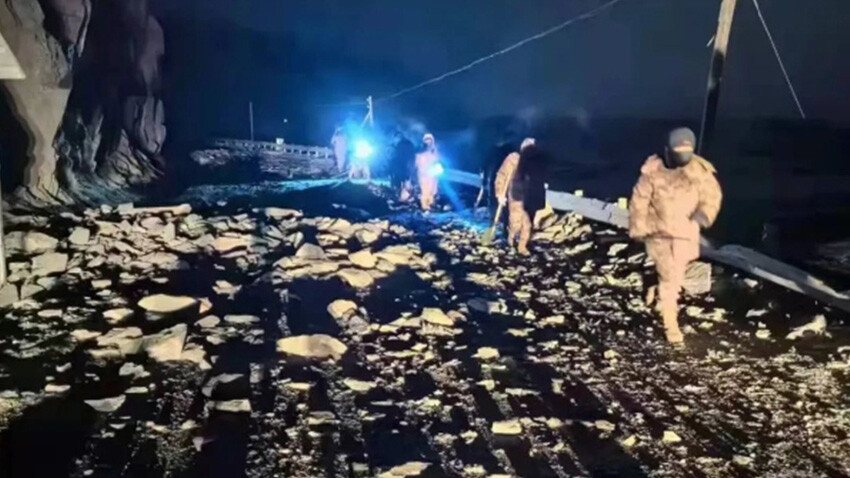 Kırgızistan-Çin sınırında 7.1 şiddetindeki depremde ölü ve yaralı sayısı netleşiyor