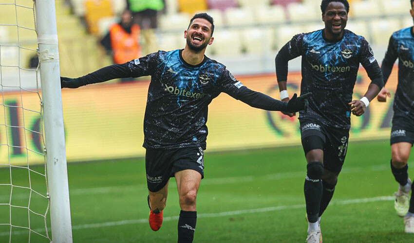 Emre Akbaba Süper Lig devine transfer oluyor! İmza an meselesi...