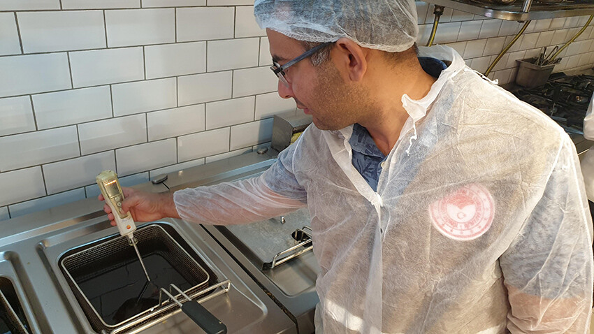 Bakan Yumaklı açıkladı: 81 ilde kızartma yağlarına 10 gün süreli denetim Bakan Yumaklı açıkladı: 81 ilde kızartma yağlarına 10 gün süreli denetim