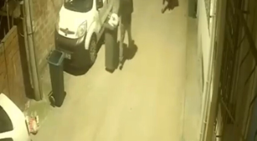 Hırsızlıkta yeni 'tarife': Hem çaldılar hem beğenmediler Hırsızlıkta yeni 'tarife': Hem çaldılar hem beğenmediler