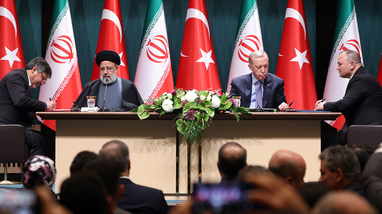 Erdoğan'dan Reisi'ye terörle mücadele mesajı: 'PKK/YPG/PYD'ye karşı mücadele güçlenmeli'