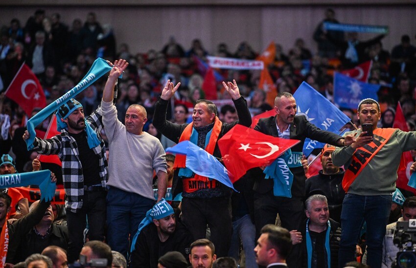 Cumhurbaşkanı Erdoğan açıkladı: İşte Ankara'nın ilçe belediye başkan adaylarının tam listesi Cumhurbaşkanı Erdoğan açıkladı: İşte Ankara'nın ilçe belediye başkan adaylarının tam listesi