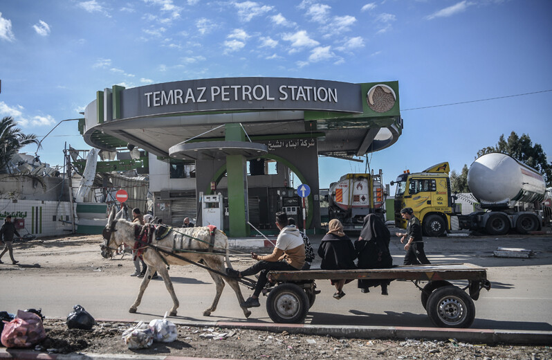 Gazze'de akaryakıt sorununa 'ayçiçek yağlı' çözüm Gazze'de akaryakıt sorununa 'ayçiçek yağlı' çözüm