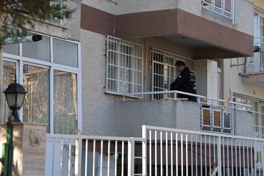 İzmir'deki aile katliamında yeni detay: Her şey boşanmadan bir gün önce olmuş İzmir'deki aile katliamında yeni detay: Her şey boşanmadan bir gün önce olmuş