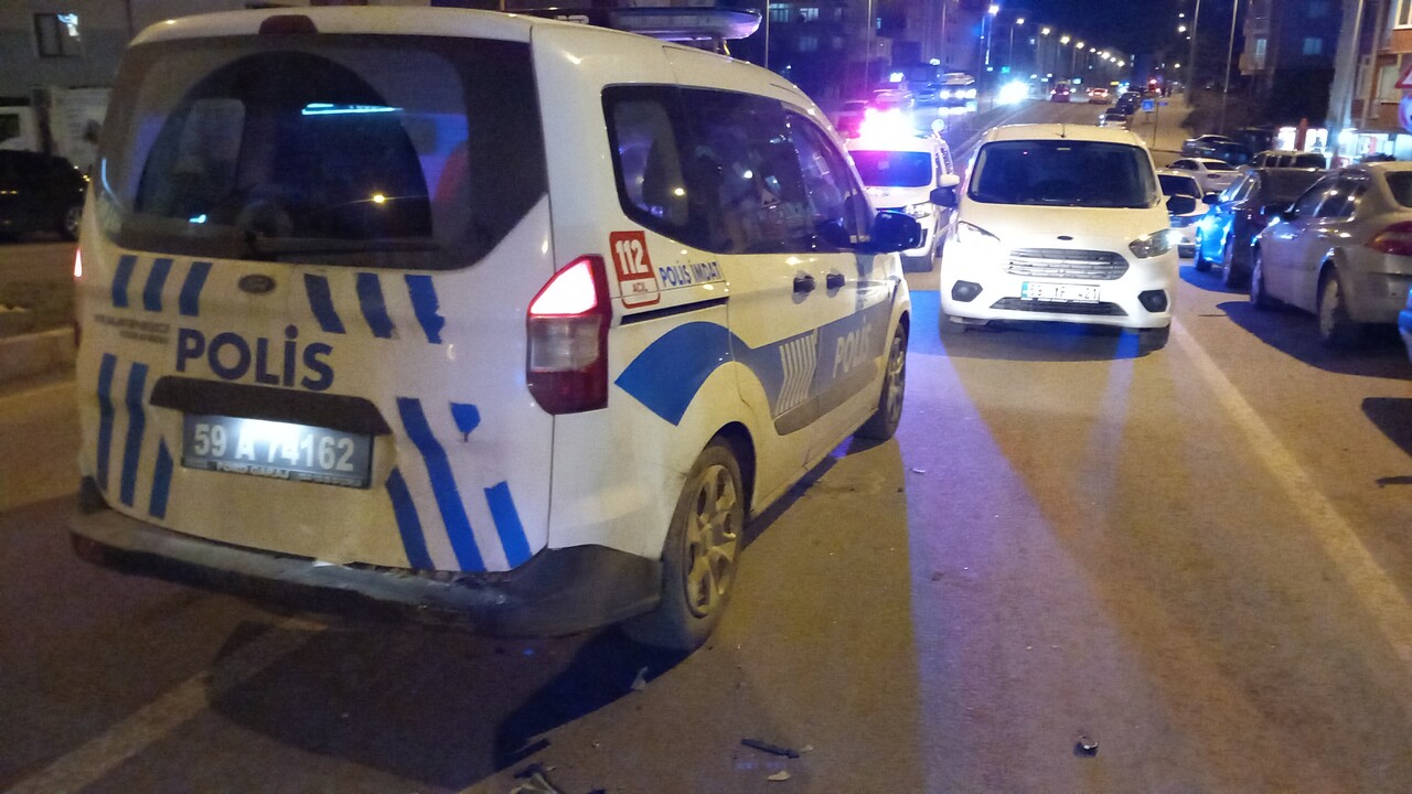 Tekirdağ’da 10 kilometrelik kovalamaca kazayla bitti: 'Neden kaçtın?' sorusuna pişkin cevap