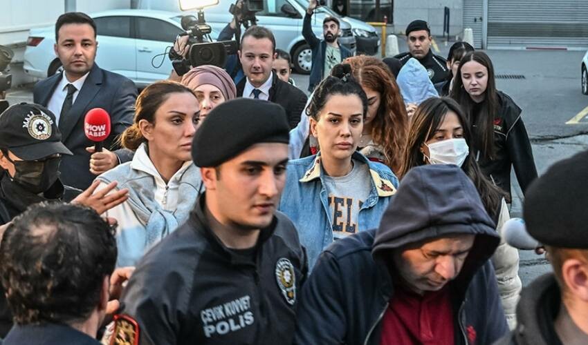 Dilan Polat cezaevinde de rahat durmadı! Instagram hesabından yeni paylaşımda bulundu, görenler şaştı kaldı Dilan Polat cezaevinde de rahat durmadı! Instagram hesabından yeni paylaşımda bulundu, görenler şaştı kaldı