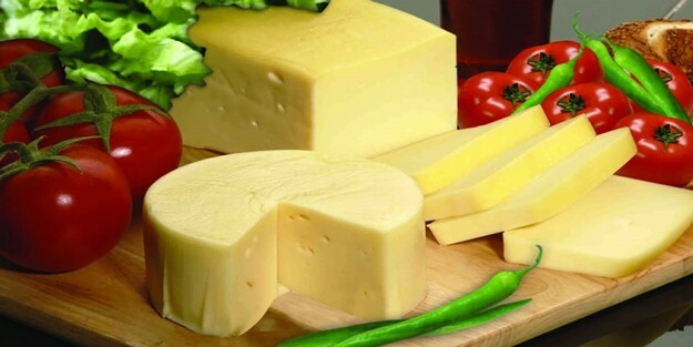 Marketlerde etiket mesaisi! Bir gecede 700 ürüne zam yaptılar