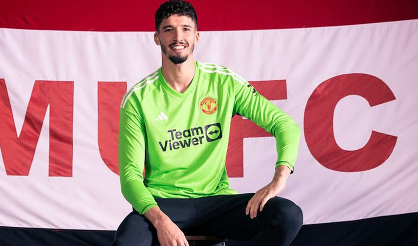 Altay Bayındır Manchester United'da ilk maçına çıkacak! Erik ten Hag resmen duyurdu Altay Bayındır Manchester United'da ilk maçına çıkacak! Erik ten Hag resmen duyurdu