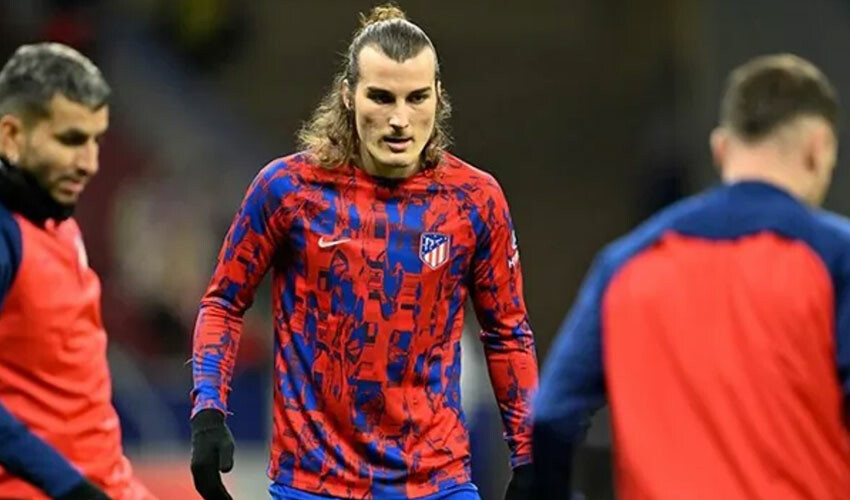 Çağlar Söyüncü transferi mutlu sonla bitti! Fenerbahçe'den kazanacağı yıllık ücret belli oldu Çağlar Söyüncü transferi mutlu sonla bitti! Fenerbahçe'den kazanacağı yıllık ücret belli oldu