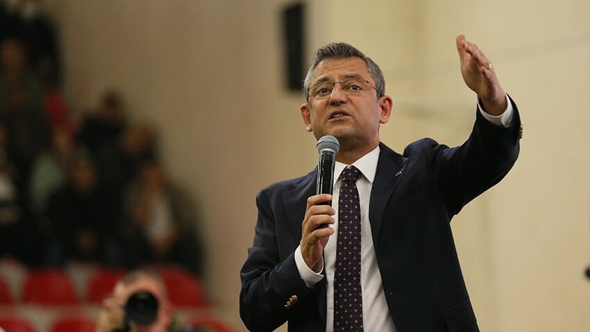 Eskişehir'de yeniden aday gösterilmedi! CHP lideri Özel, Yılmaz Büyükerşen'in yeni görevini açıkladı