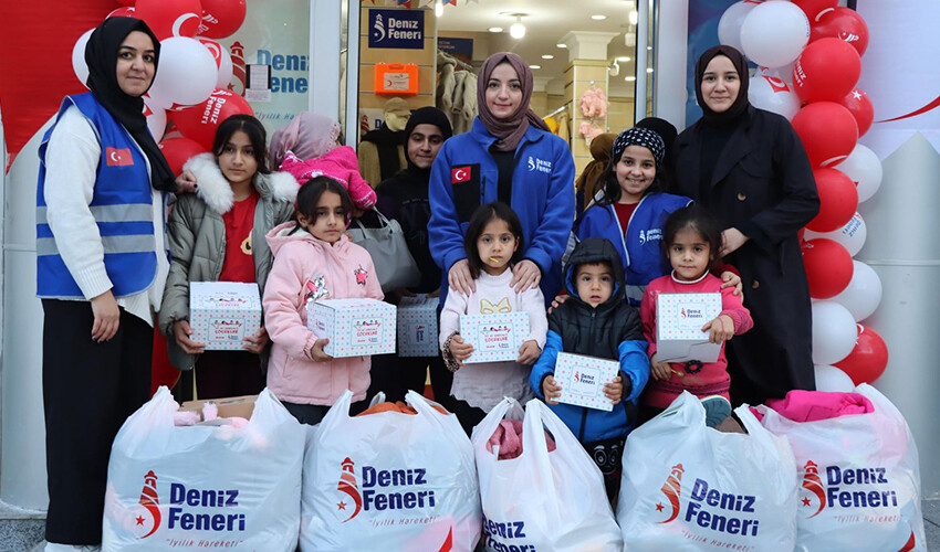 Siirt’te ihtiyaç sahiplerine geçici giyim mağazası desteği