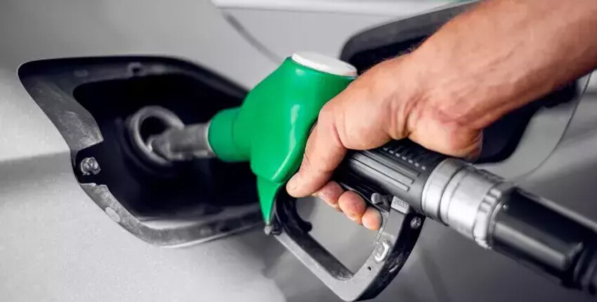 Akaryakıta bir zam daha geliyor! Motorinin litresi 42 lirayı aşacak Akaryakıta bir zam daha geliyor! Motorinin litresi 42 lirayı aşacak