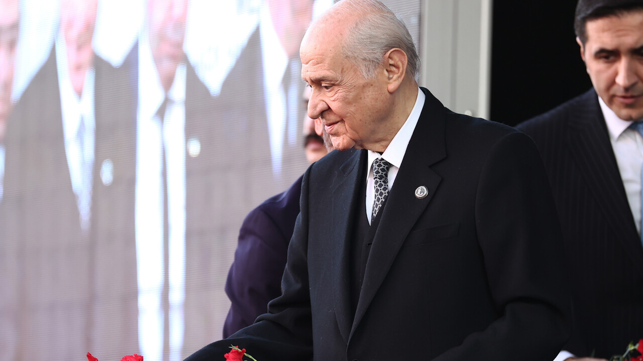 Devlet Bahçeli, MHP'nin ilk mitinginde: 'Bugünkü CHP bitmiştir, işgal edilmiştir'