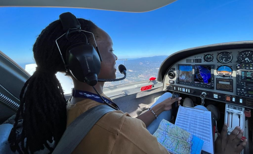 Ruanda'nın en genç kadın pilotu Türkiye'den çıktı